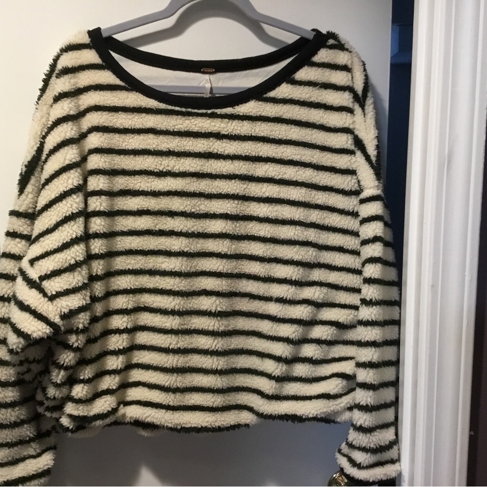 Free people fuzzy top